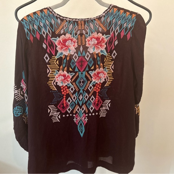 JOHNNY WAS Burgundy V-Neck 3/4 Sleeve Tunic Sz Medium - Picture 3 of 5